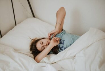 Acordar 4 Horas da Manhã no Espiritismo: 7 Mensagens