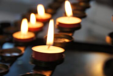 Sonhar com Quem Já Morreu Morrendo de Novo: 7 Significados