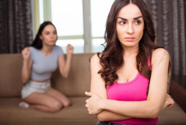 O Que a Inveja Pode Causar no Invejado? 8 Consequências